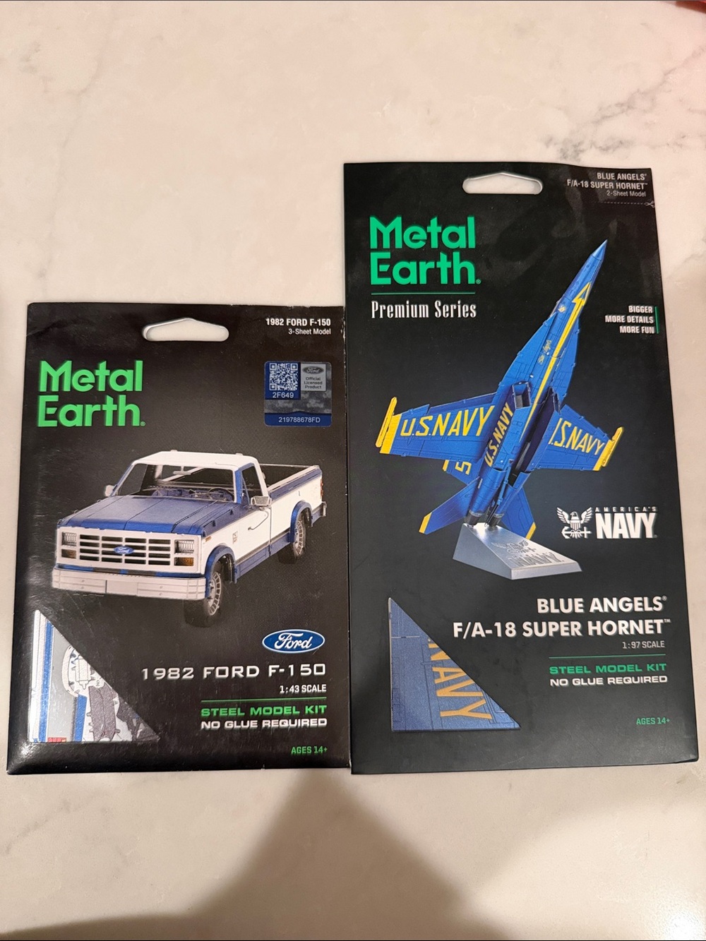 Metal Earth 1982 Ford F-150 & Blue Angels F/A-18 Super Hornet Steel Model Kit